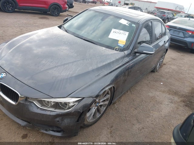 2017 BMW 320I WBA8E5G34HNU45371 Photo 1