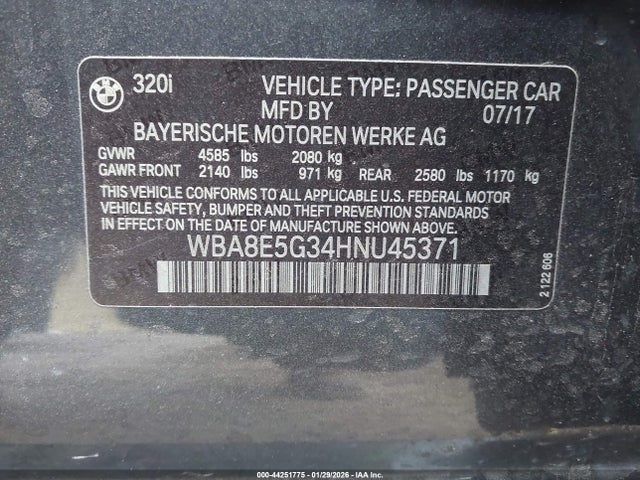 2017 BMW 320I WBA8E5G34HNU45371 Photo 8