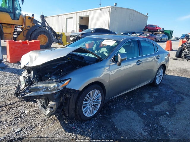 44251833 :رقم المزاد ، 58ABK1GG6GU018683 vin ، 2016 Lexus Es 350 مزاد بيع