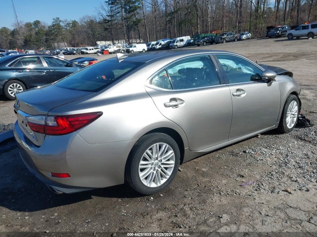 44251833 :رقم المزاد ، 58ABK1GG6GU018683 vin ، 2016 Lexus Es 350 مزاد بيع
