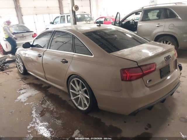 2013 AUDI S6 WAUF2AFC3DN095610 Photo 2