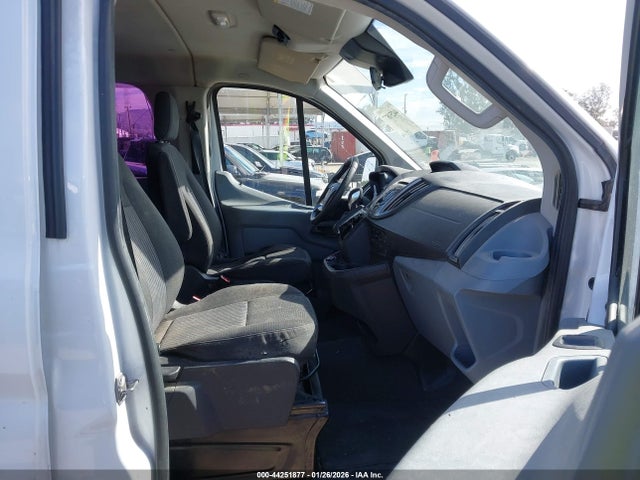1FMZK1YM3JKA10697 Ford Transit-150 Xlt