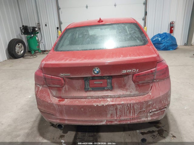 2016 Bmw 320i Xdrive მანქანა იყიდება აუქციონზე, vin: WBA8E5G54GNT40653, აუქციონის ნომერი: 44251896
