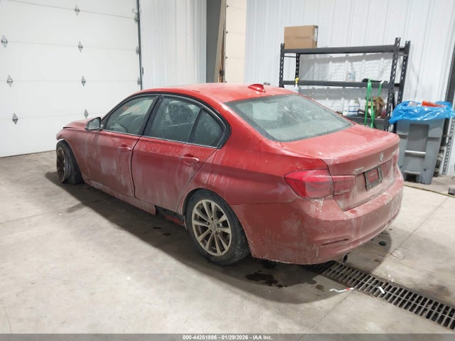 2016 Bmw 320i Xdrive მანქანა იყიდება აუქციონზე, vin: WBA8E5G54GNT40653, აუქციონის ნომერი: 44251896