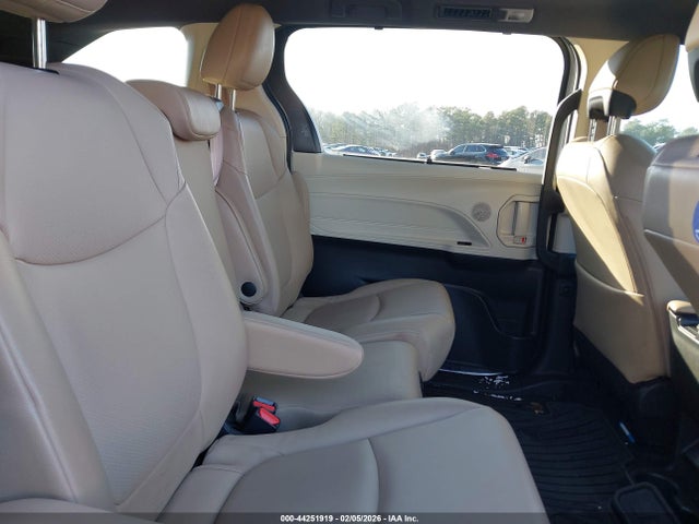 Aukcja sprzedaży 2022 Toyota Sienna Xle, vin: 5TDJRKEC5NS091585, numer aukcji: 44251919