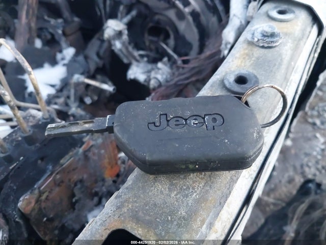 1C4HJXDG4MW737611 Jeep Wrangler Unlimited Sport 4x4
