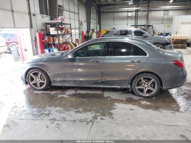 Aukcja sprzedaży 2017 Mercedes-benz C 300 4matic/luxury 4matic/sport 4matic, vin: 55SWF4KB4HU197040, numer aukcji: 44251926