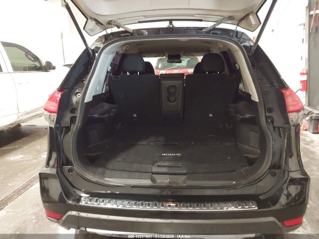 Nissan ROGUE S 2017 KNMAT2MV5HP573721 Image 18