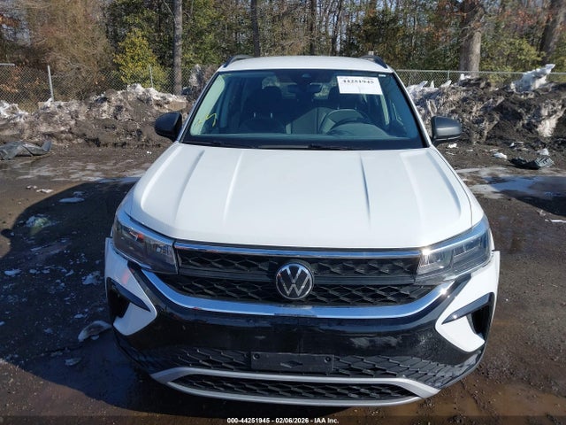 Продаж на аукціоні авто 2024 Volkswagen Taos S, vin: 3VV8X7B29RM027795, номер лоту: 44251945