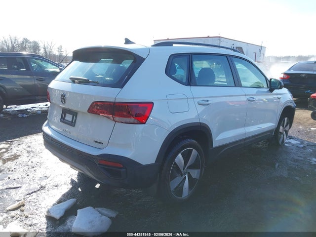 2024 VOLKSWAGEN TAOS 3VV8X7B29RM027795 Photo 3