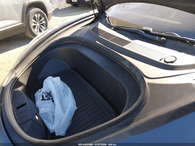 2019 TESLA MODEL 3 5YJ3E1EB9KF510382 Photo 9