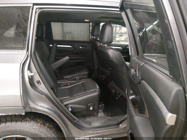 5TDJZRFH7JS834907 Toyota Highlander Xle