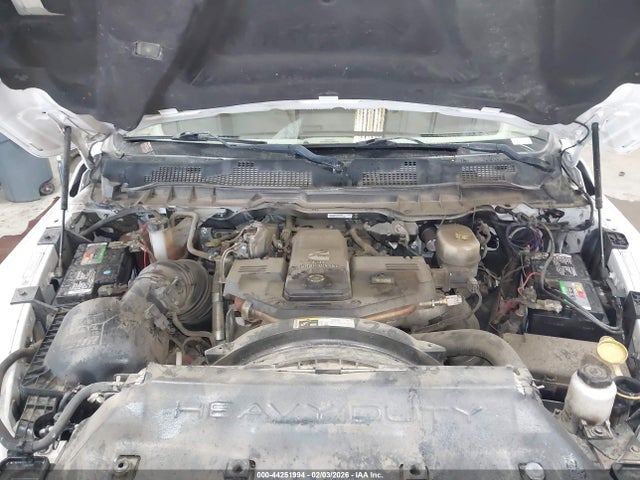 2015 RAM 2500 3C6UR5FL3FG606815 Photo 9