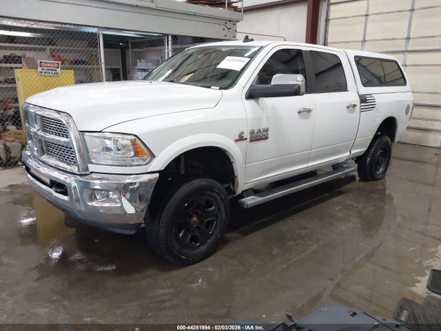 2015 RAM 2500 3C6UR5FL3FG606815 Photo 1