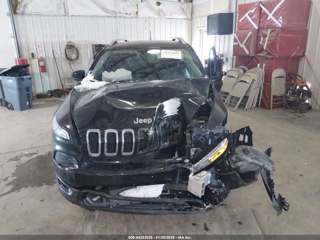 Продажа на аукционе авто 2016 Jeep Cherokee Latitude, vin: 1C4PJMCBXGW367110, номер лота: 44252029