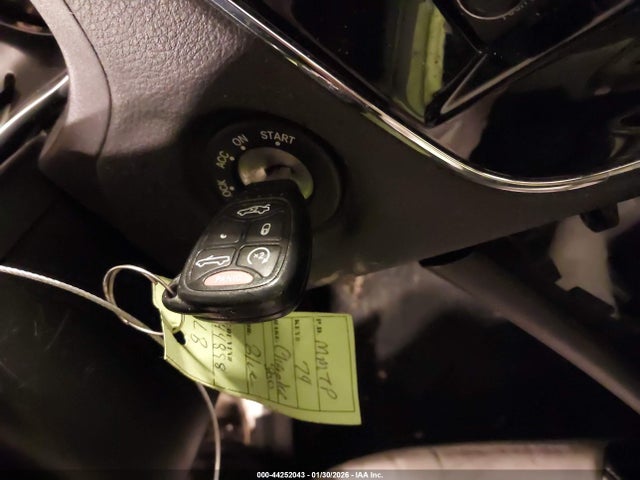 44252043 :رقم المزاد ، 1C3BCBFG9CN144898 vin ، 2012 Chrysler 200 Limited مزاد بيع