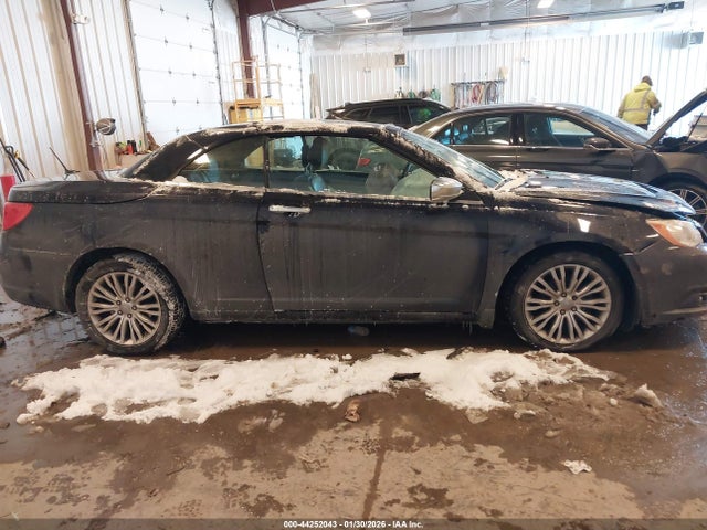 44252043 :رقم المزاد ، 1C3BCBFG9CN144898 vin ، 2012 Chrysler 200 Limited مزاد بيع