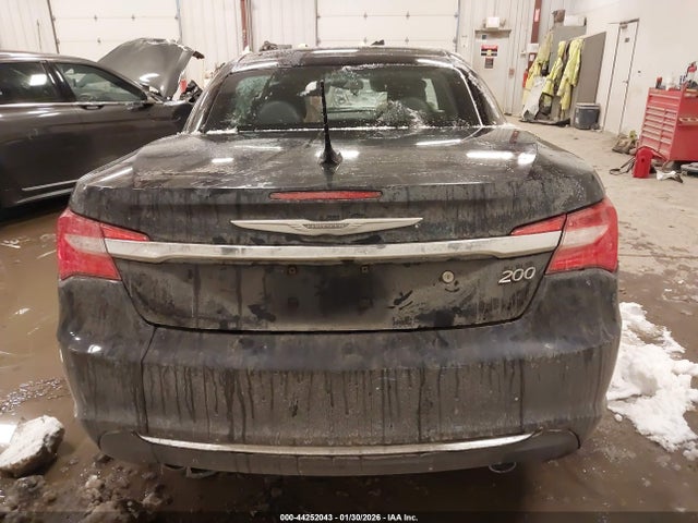 44252043 :رقم المزاد ، 1C3BCBFG9CN144898 vin ، 2012 Chrysler 200 Limited مزاد بيع