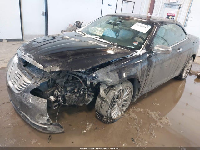 44252043 :رقم المزاد ، 1C3BCBFG9CN144898 vin ، 2012 Chrysler 200 Limited مزاد بيع