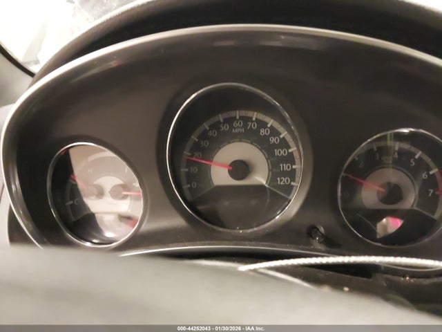 44252043 :رقم المزاد ، 1C3BCBFG9CN144898 vin ، 2012 Chrysler 200 Limited مزاد بيع