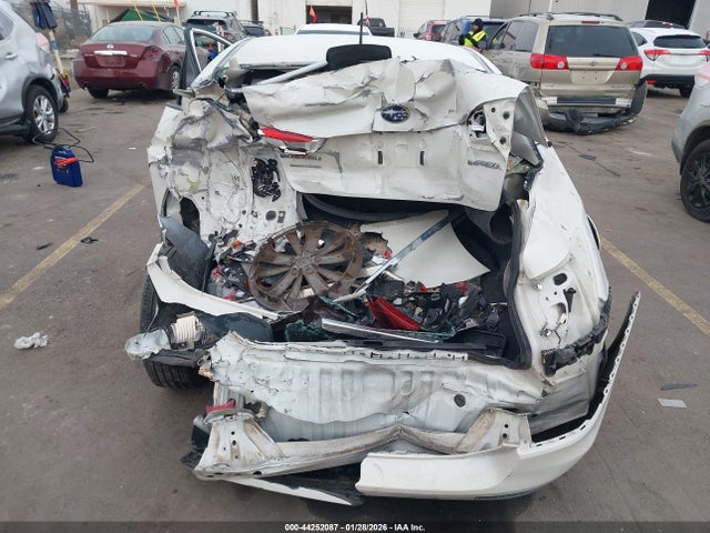 4S3GKAA63J3612999 Subaru Impreza 2.0i