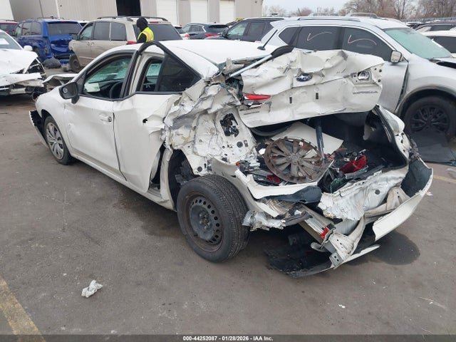 4S3GKAA63J3612999 Subaru Impreza 2.0i