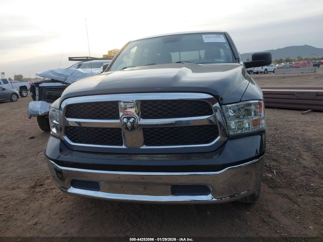 1C6RR6TT8KS509984 RAM 1500 Classic Slt 4x2 6&#039;4 Box