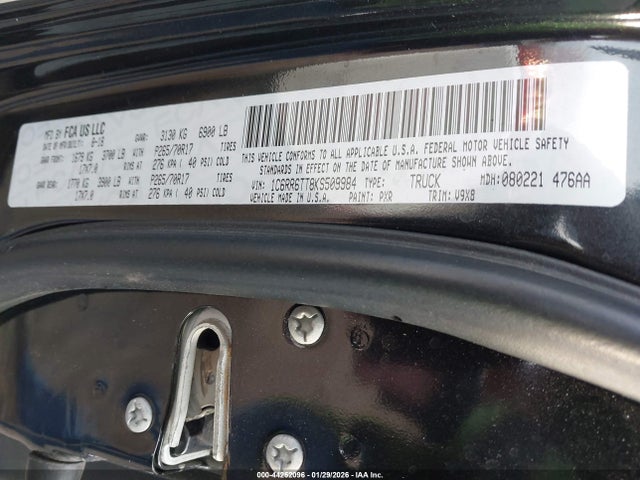 1C6RR6TT8KS509984 RAM 1500 Classic Slt 4x2 6&#039;4 Box