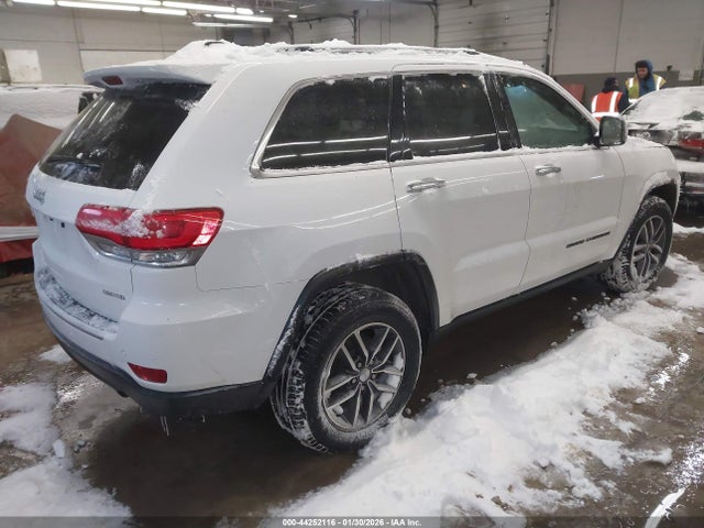 2017 JEEP GRAND CHEROKEE 1C4RJFBG5HC885453 Photo 3