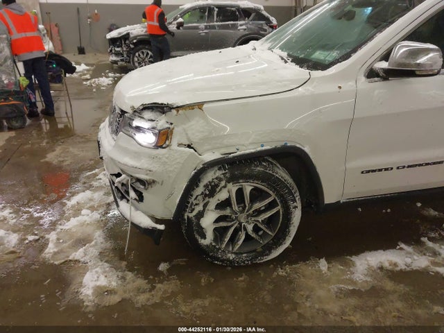 2017 JEEP GRAND CHEROKEE 1C4RJFBG5HC885453 Photo 5