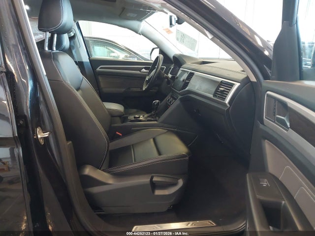 Продажа на аукционе авто 2022 Volkswagen Atlas 3.6l V6 Se W/technology, vin: 1V2KR2CA3NC554586, номер лота: 44252123