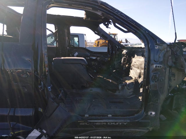 Продаж на аукціоні авто 2022 Ford F-250 Lariat, vin: 1FT8W2BTXNEC64924, номер лоту: 44252137