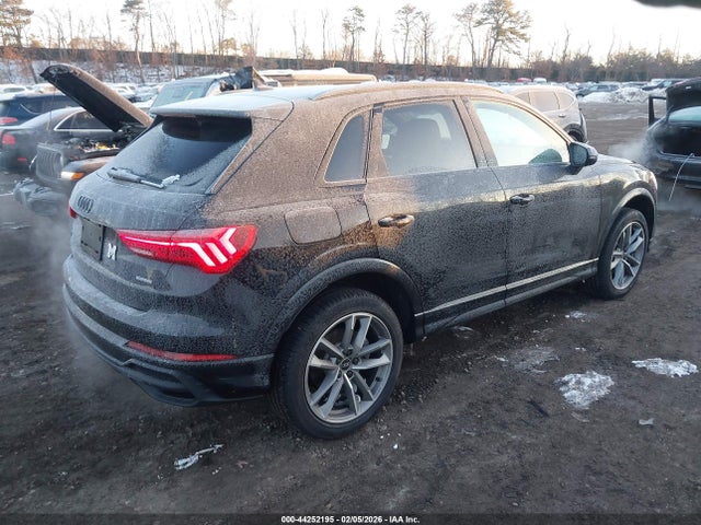 44252195 :رقم المزاد ، WA1EECF3XN1147108 vin ، 2022 Audi Q3 Premium Plus 45 Tfsi S Line Quattro Tiptronic مزاد بيع