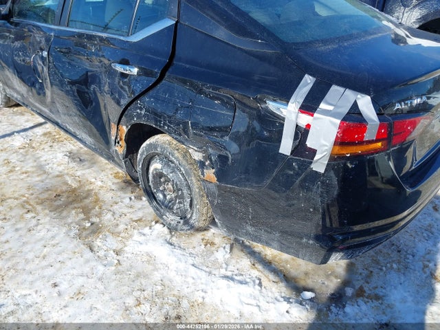 1N4BL4BV0KC243976 Nissan Altima 2.5 S