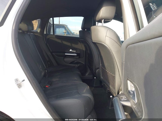 W1N4N4GB9TJ780704 Mercedes-Benz Gla 250 4matic