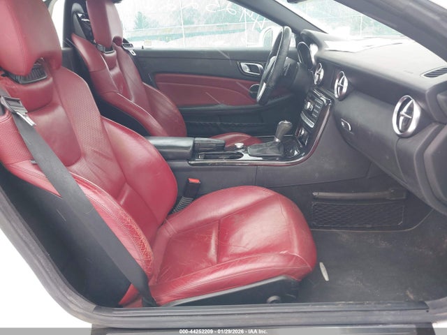 2015 MERCEDES-BENZ SLK 250 WDDPK4HA5FF099620 Photo 4