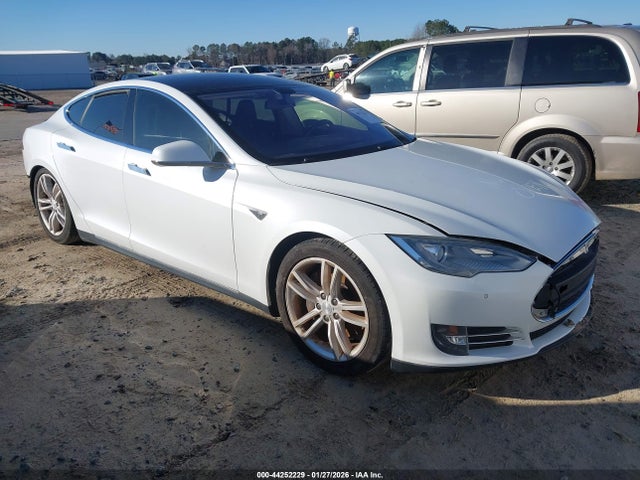 2013 TESLA MODEL S 5YJSA1CP9DFP20778 Photo 0