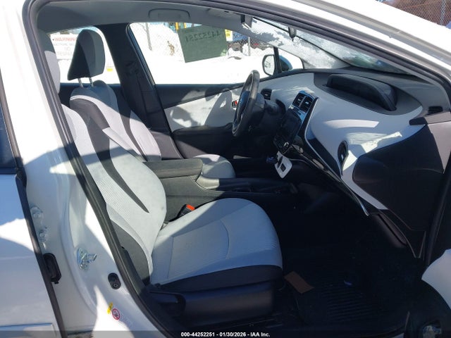 2016 TOYOTA PRIUS JTDKBRFU1G3000275 Photo 4