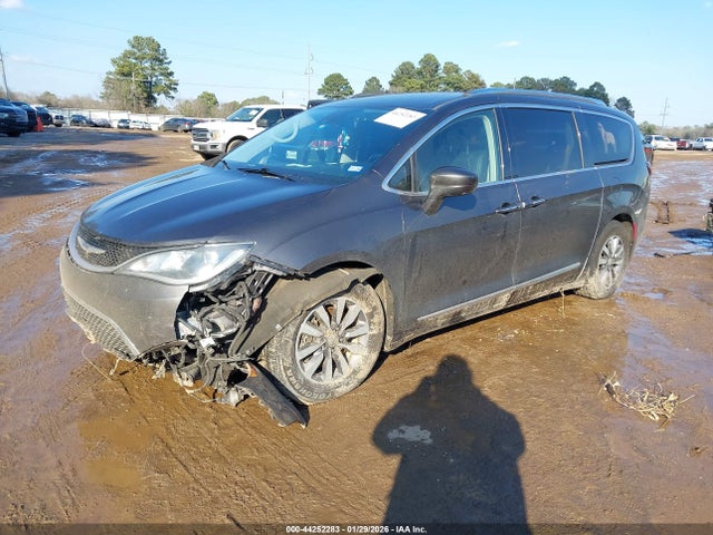 Aukcja sprzedaży 2020 Chrysler Pacifica Touring L Plus, vin: 2C4RC1EG4LR127015, numer aukcji: 44252283