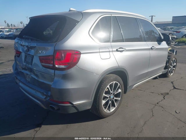 44252318 :رقم المزاد ، 5UXKR0C55H0V67711 vin ، 2017 Bmw X5 Xdrive35i مزاد بيع