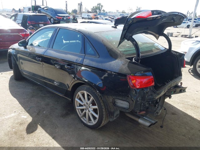 2016 AUDI A3 WAUA7GFF6G1012286 Photo 2