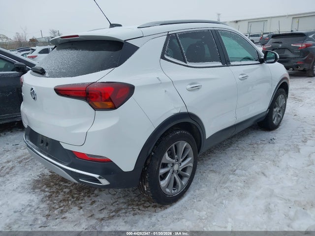 44252347 :رقم المزاد ، KL4MMGSL2MB164022 vin ، 2021 Buick Encore Gx Awd Essence مزاد بيع