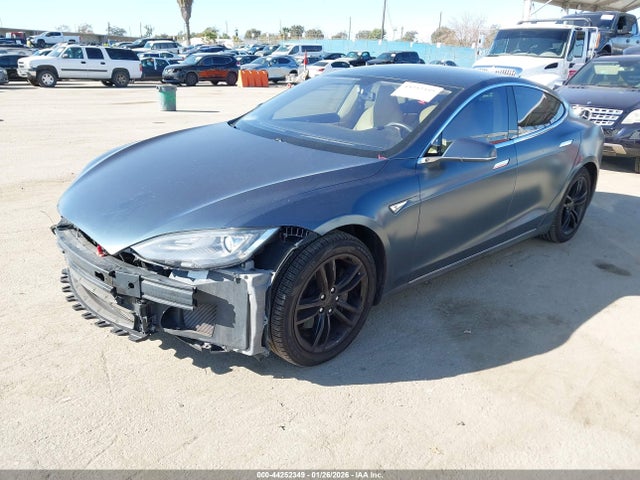 2014 TESLA MODEL S 5YJSA1H10EFP30525 Photo 1