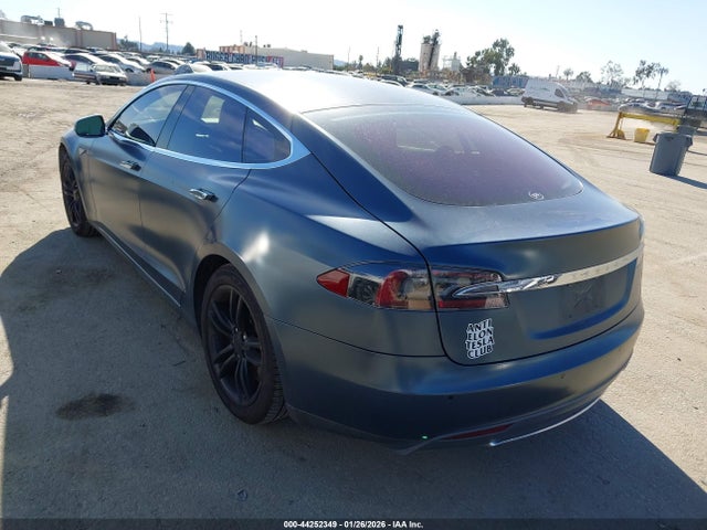2014 TESLA MODEL S 5YJSA1H10EFP30525 Photo 2