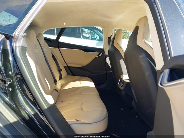 2014 TESLA MODEL S 5YJSA1H10EFP30525 Photo 7