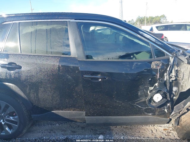Toyota Rav4 Xle Premium 2021 2T3C1RFVXMC140335 Image 13