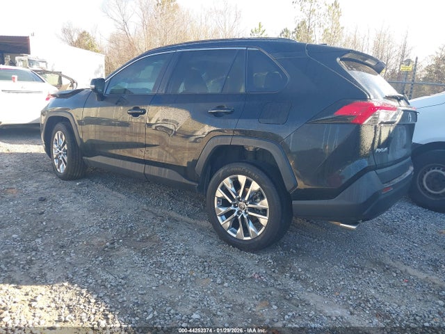 Toyota Rav4 Xle Premium 2021 2T3C1RFVXMC140335 Image 3