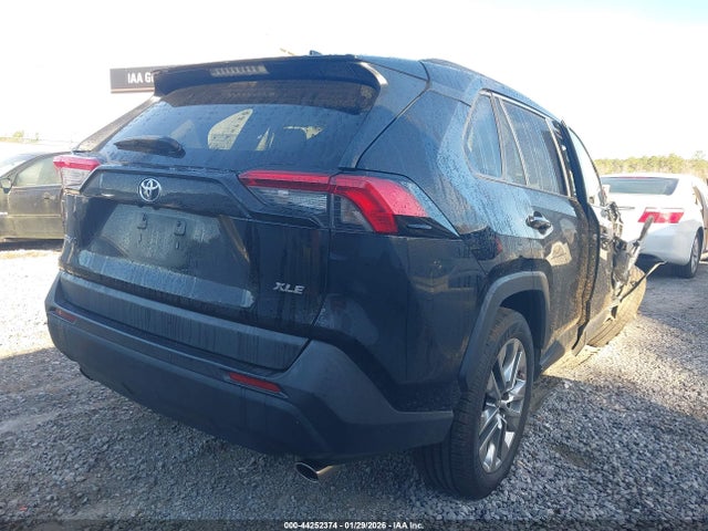 Toyota Rav4 Xle Premium 2021 2T3C1RFVXMC140335 Image 4