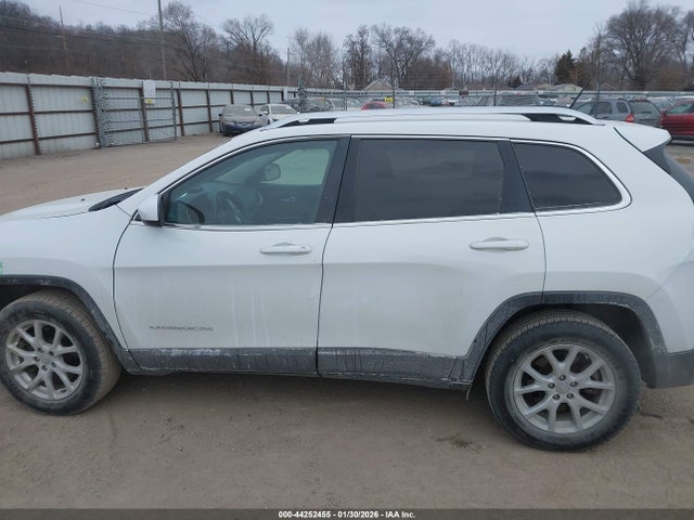 Jeep Cherokee Latitude 2016 1C4PJMCB4GW117832 Image 14