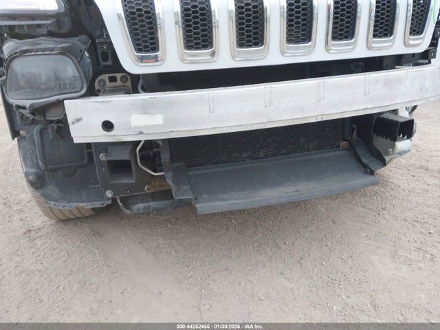Jeep Cherokee Latitude 2016 1C4PJMCB4GW117832 Image 19